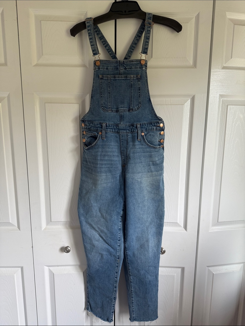 Universal Thread Medium Blue Denim Overalls